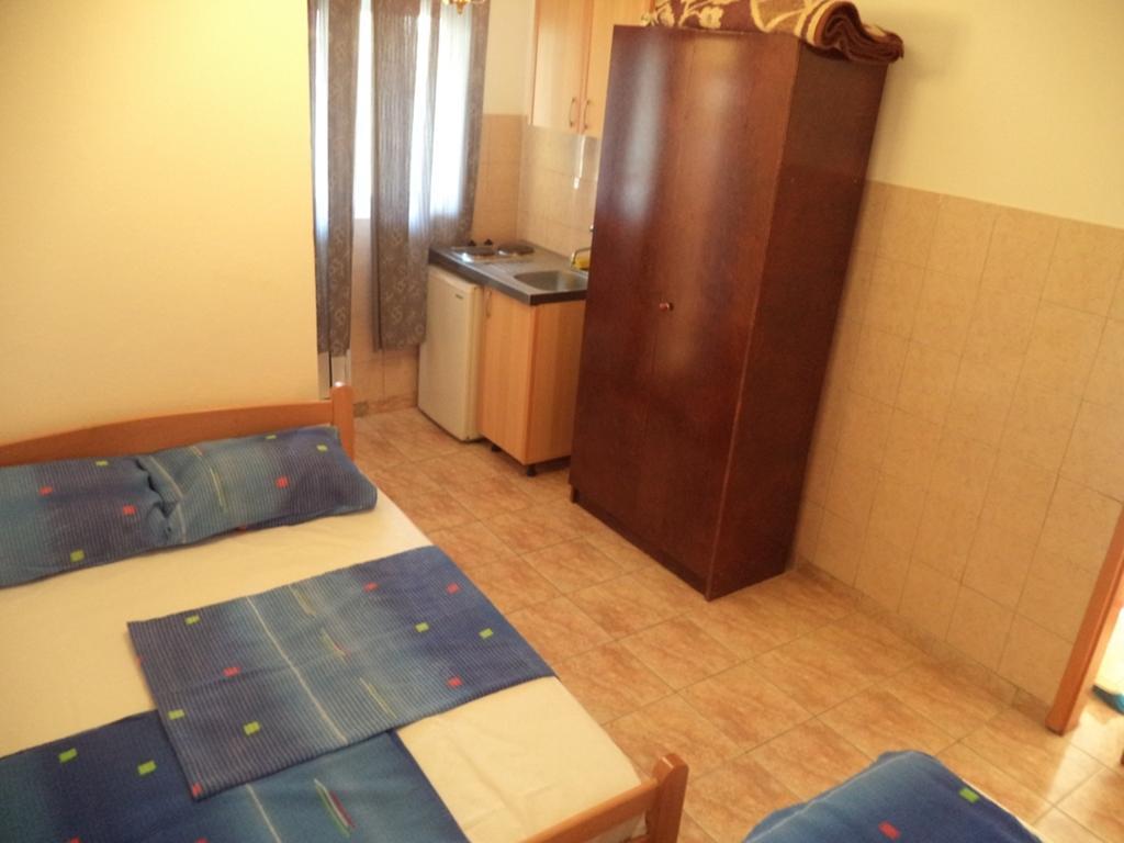 Vito Apartments Sutomore Habitación foto